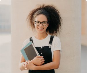 IRNE, becas académicas